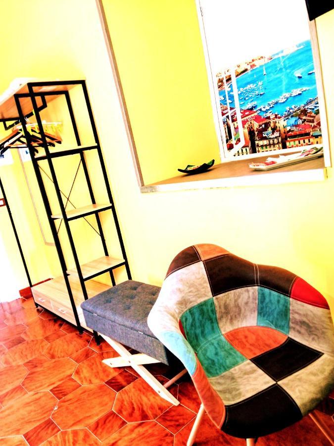 Bed and breakfast Non Ci Resta Che Napoli Extérieur photo